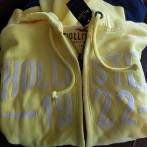 Hollister full zip hoodie -XL
